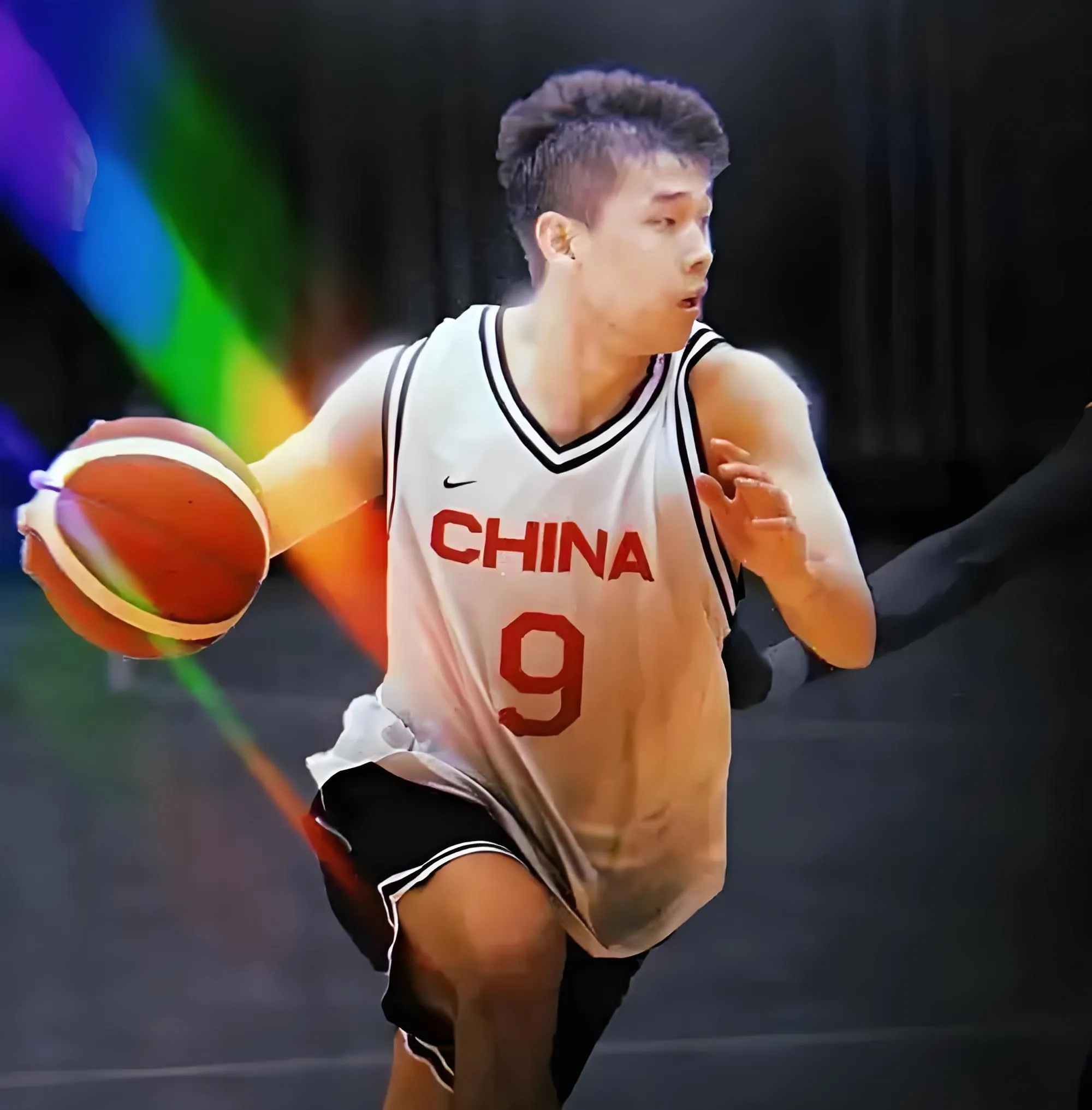 今晨全明星赛传出新动向；深圳男篮门线救险；管理层表态：悬念犹存；球队文化再被提及的简单介绍