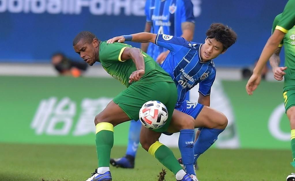 关于今夜体能课后，山东泰山遗憾出局备战德甲，更衣室稳定，医务组通报恢复的信息